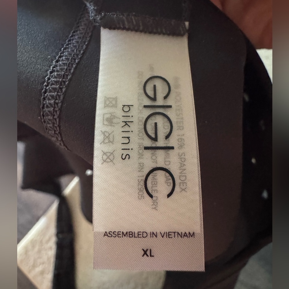 GIGI C Black Zip-Front One-Piece Swimsuit - Picture 13 of 16